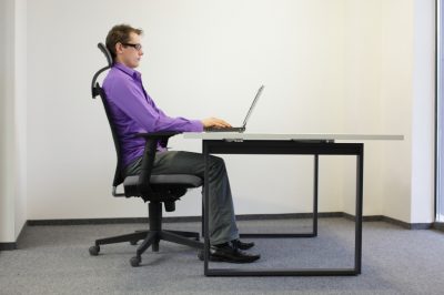 postura correcta silla gaming